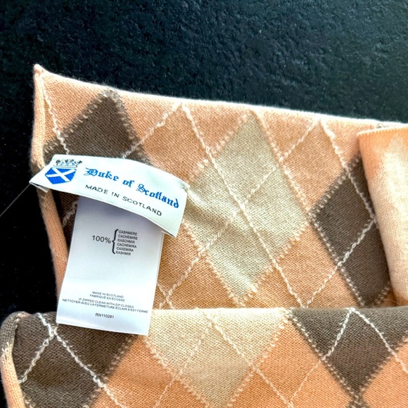 100% Cashmere Argyle Knit Scarf – Pink & Brown – NWT – Dukes of Scotland - Picture 2 of 8